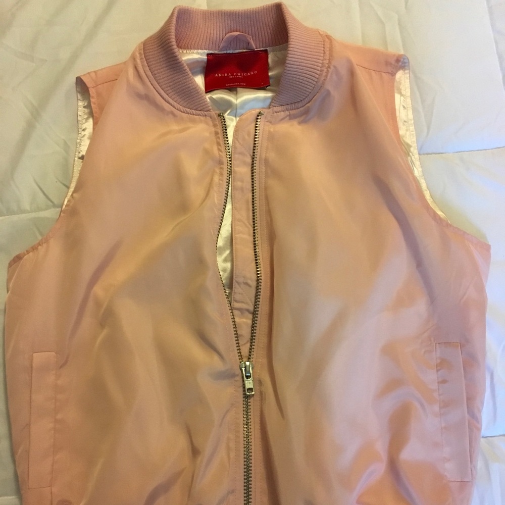 NWOT Akira Chicago Sleeveless Bomber